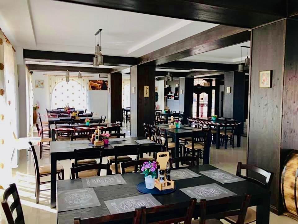 Pensiune Restaurant Indus Ocna Sibiului Zewnętrze zdjęcie